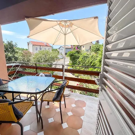 Lidija Apartment