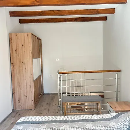 Apartment Lidija *